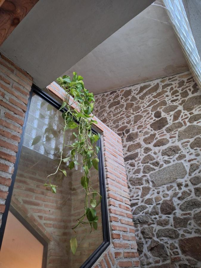 Hostal El Patio Restaurante San Bartolome de Pinares Екстер'єр фото