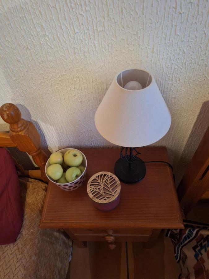 Hostal El Patio Restaurante San Bartolome de Pinares Екстер'єр фото